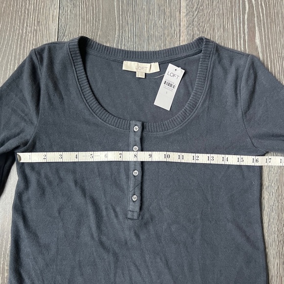 New With Tags Loft super soft Gray Jersey knit Henley Sweater. Women’s small - Picture 9 of 10